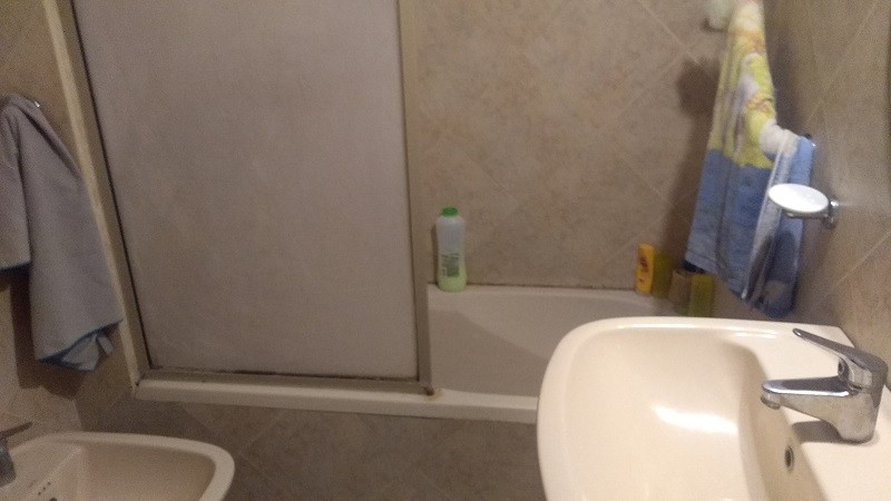 VENTA MAGNIFICA CASA CON PILETA CUBIERTA Y CLIMATIZADA. BARRIO LOS TILOS