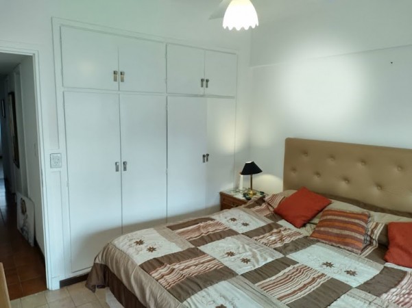 VENTA DEPARTAMENTO 4 AMBIENTES, DEPENDENCIA Y COCHERA