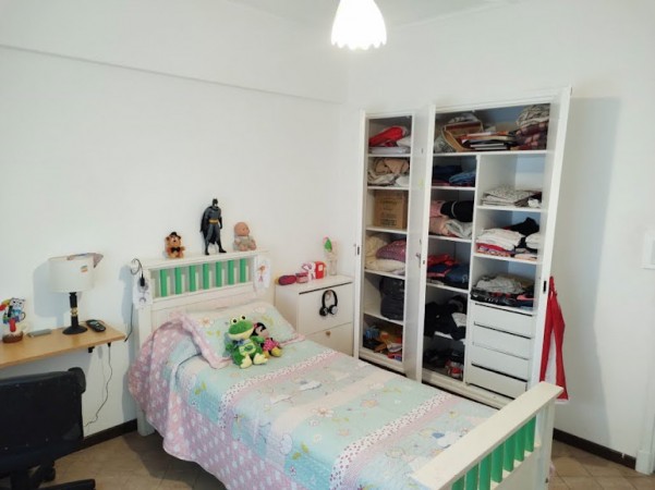 VENTA DEPARTAMENTO 4 AMBIENTES, DEPENDENCIA Y COCHERA