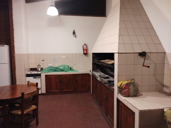 VENTA DEPARTAMENTO 4 AMBIENTES, DEPENDENCIA Y COCHERA