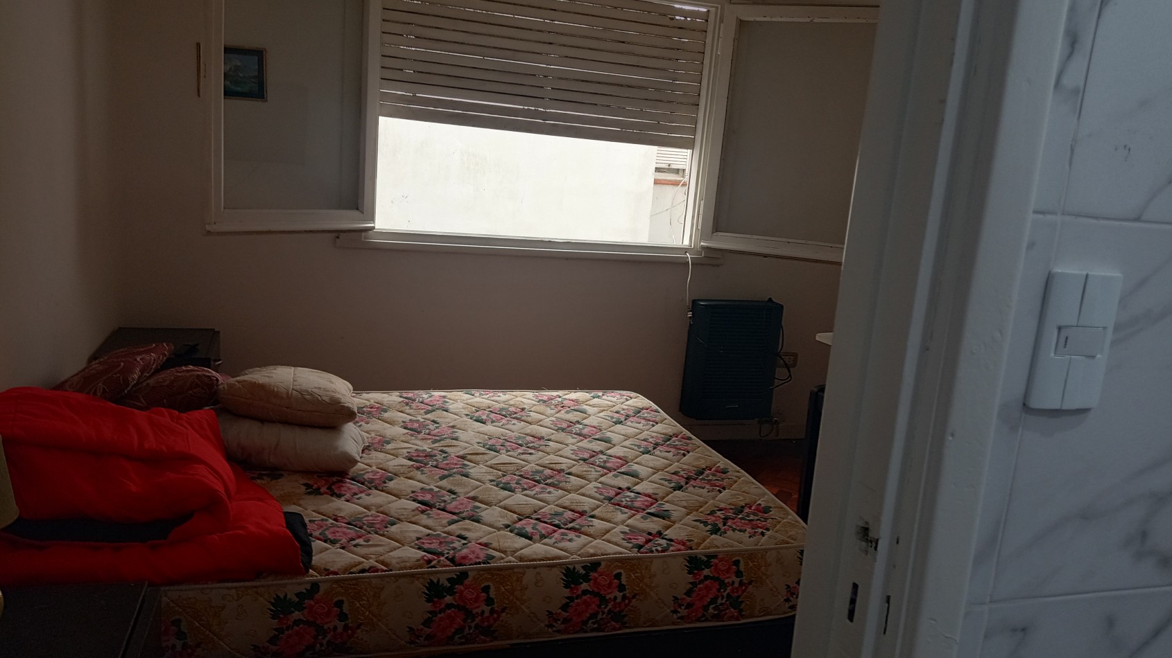 VENTA DEPARTAMENTO 1 1/2 AMBIENTE DIVIDIDO CENTRO.