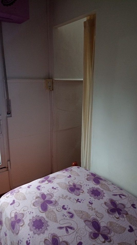 VENTA CASA 3 AMBIENTES Y QUINCHO, BARRIO LOS PINARES.