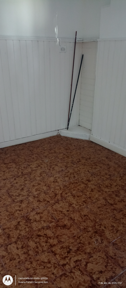 ALQUILER 24 MESES DEPARTAMENTO DE 3 AMBIENTES 1ER PISO POR ESCALERA. SIN EXPENSAS. POMPEYA.