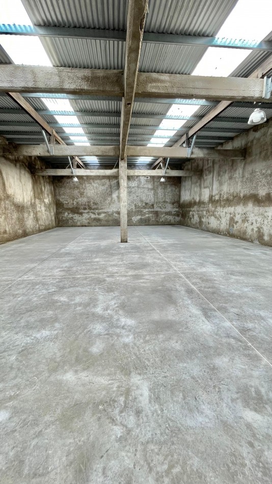 ALQUILER  DEPOSITO 400 M2 ZONA CERRITO AL 800. MAR DEL PLATA.