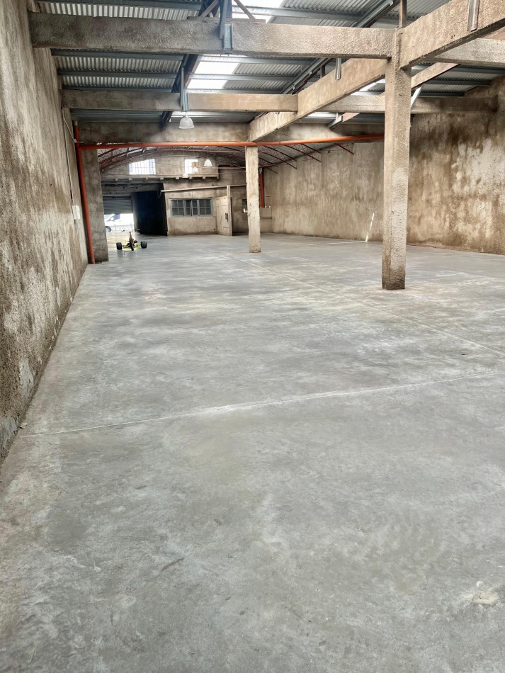 ALQUILER  DEPOSITO 400 M2 ZONA CERRITO AL 800. MAR DEL PLATA.