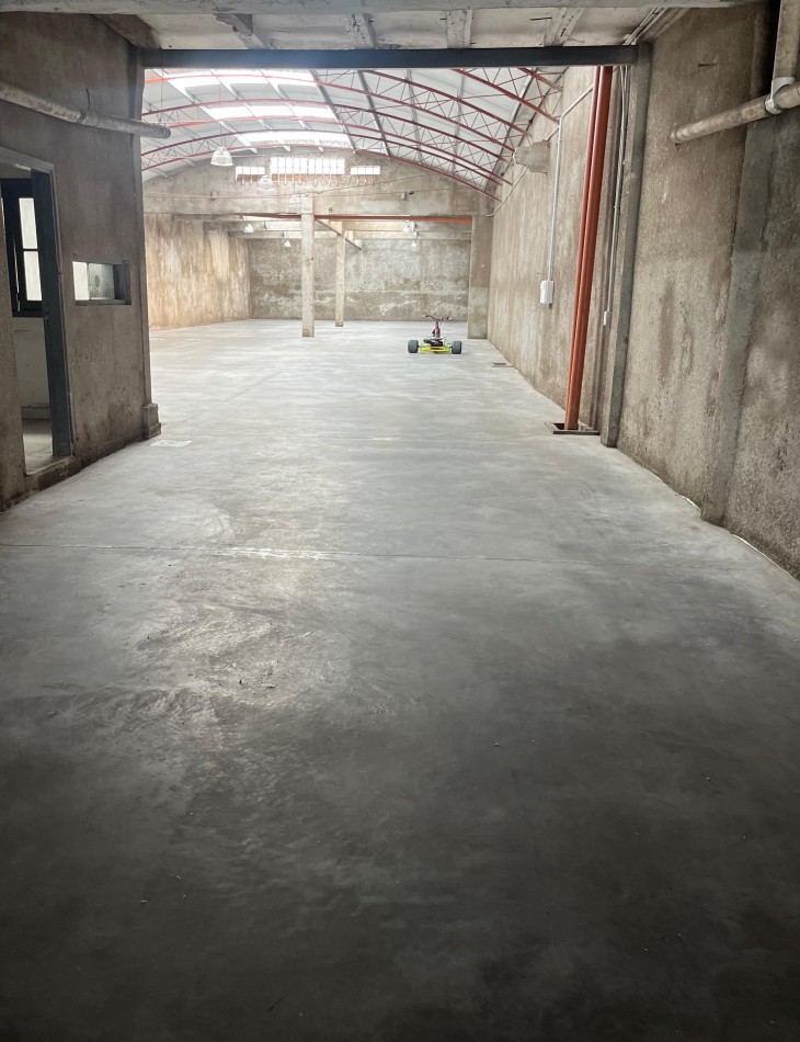 ALQUILER  DEPOSITO 400 M2 ZONA CERRITO AL 800. MAR DEL PLATA.