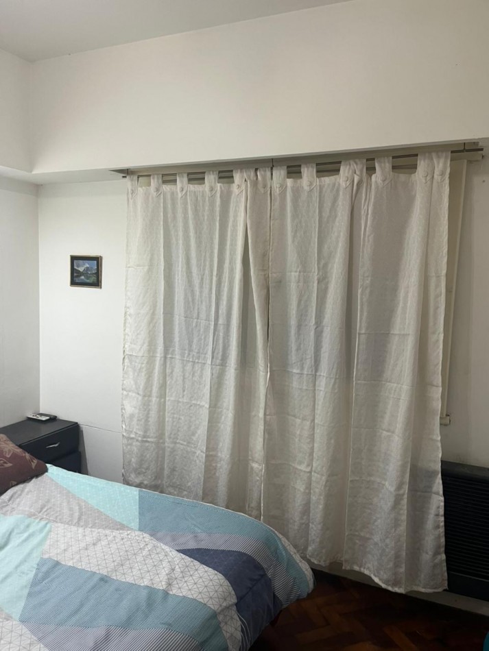 VENTA DEPARTAMENTO 1 1/2 AMBIENTE DIVIDIDO CENTRO.