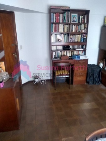 VENTA DEPARTAMENTO 2 AMBIENTES LATERAL CON BALCON  ZONA FACULTAD DERECHO