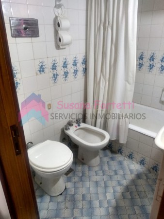 VENTA DEPARTAMENTO 2 AMBIENTES LATERAL CON BALCON  ZONA FACULTAD DERECHO