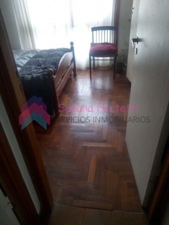 VENTA DEPARTAMENTO 2 AMBIENTES LATERAL CON BALCON  ZONA FACULTAD DERECHO