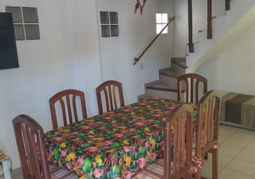 DUPLEX 3 AMBIENTES  AMOBLADO CON ESPACIO COCHERA ALQUILER  HASTA DICIEMBRE 2026 BARRIO ZACAGNINI